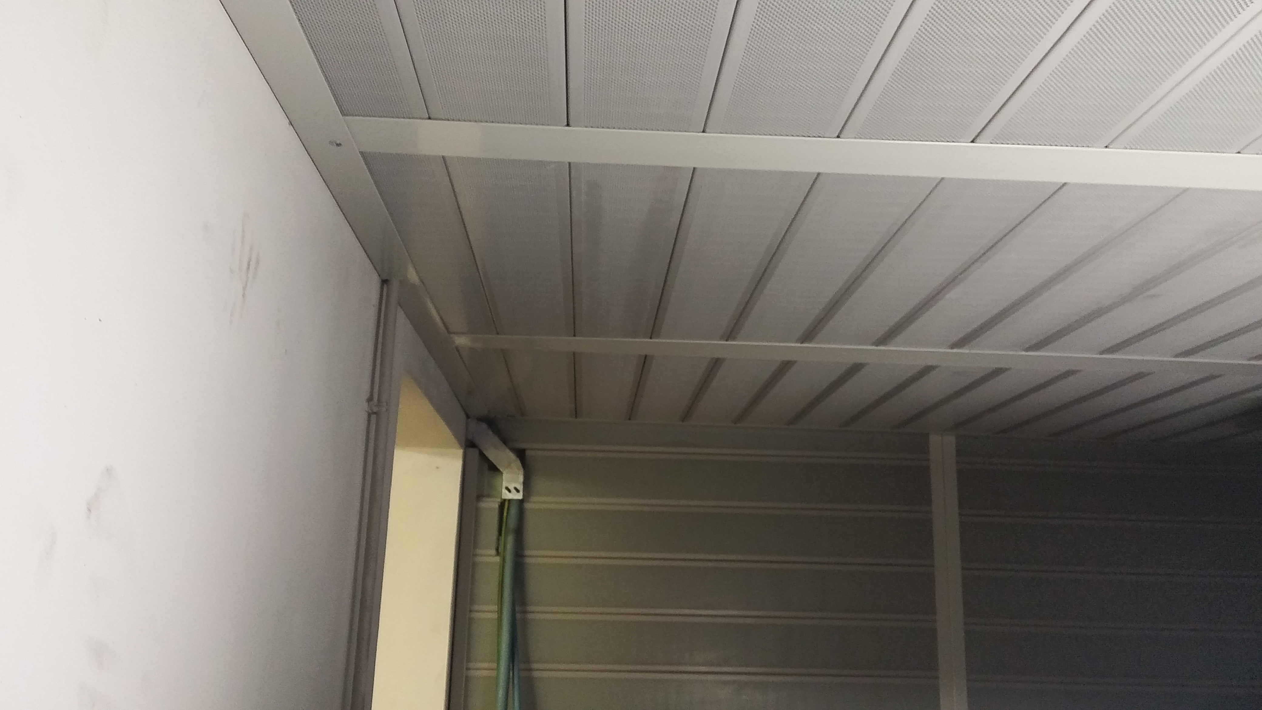 Isolalmento acustico locale ascensore pareti e soffitto particolare