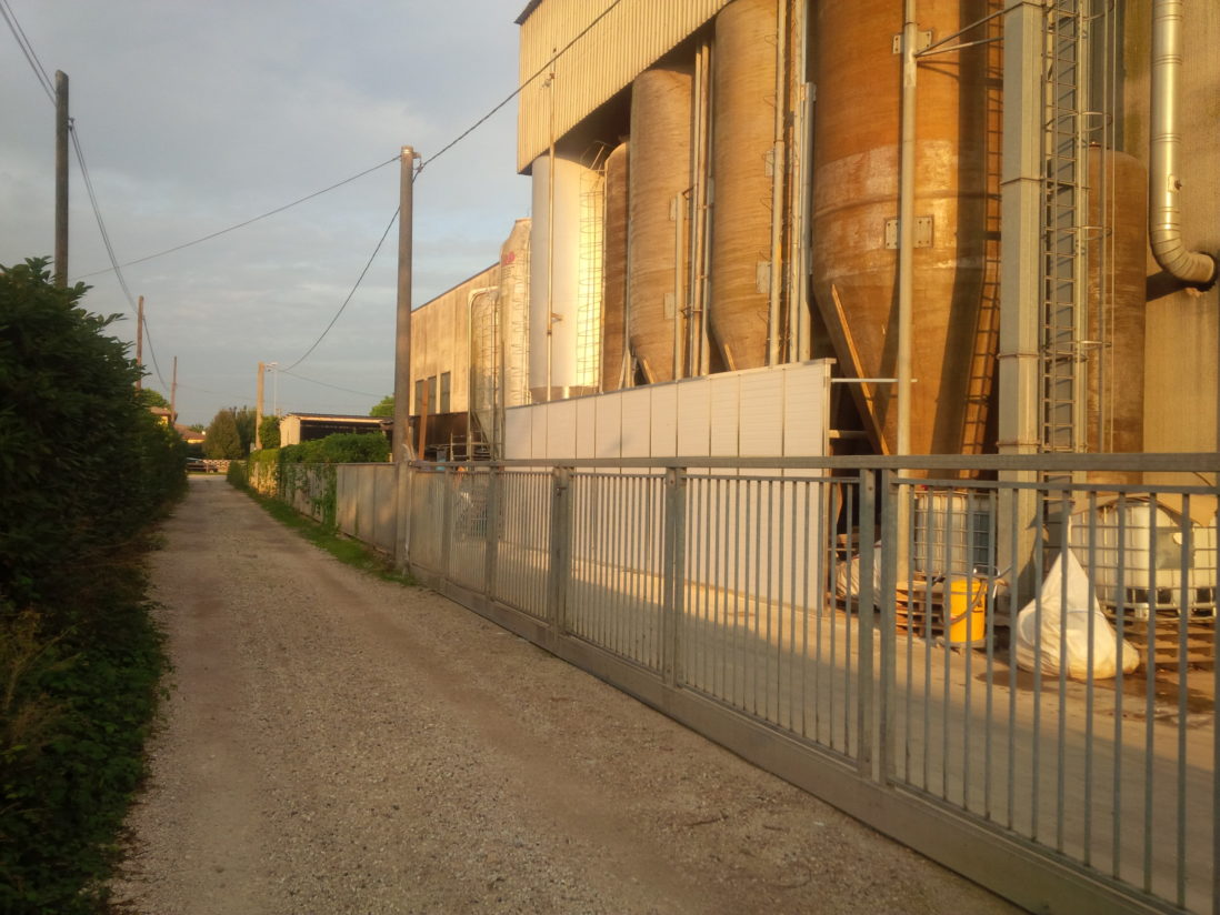 Pannelli fonoassrbenti e fonoisolanti ecoplas, per schermatura acustica motori