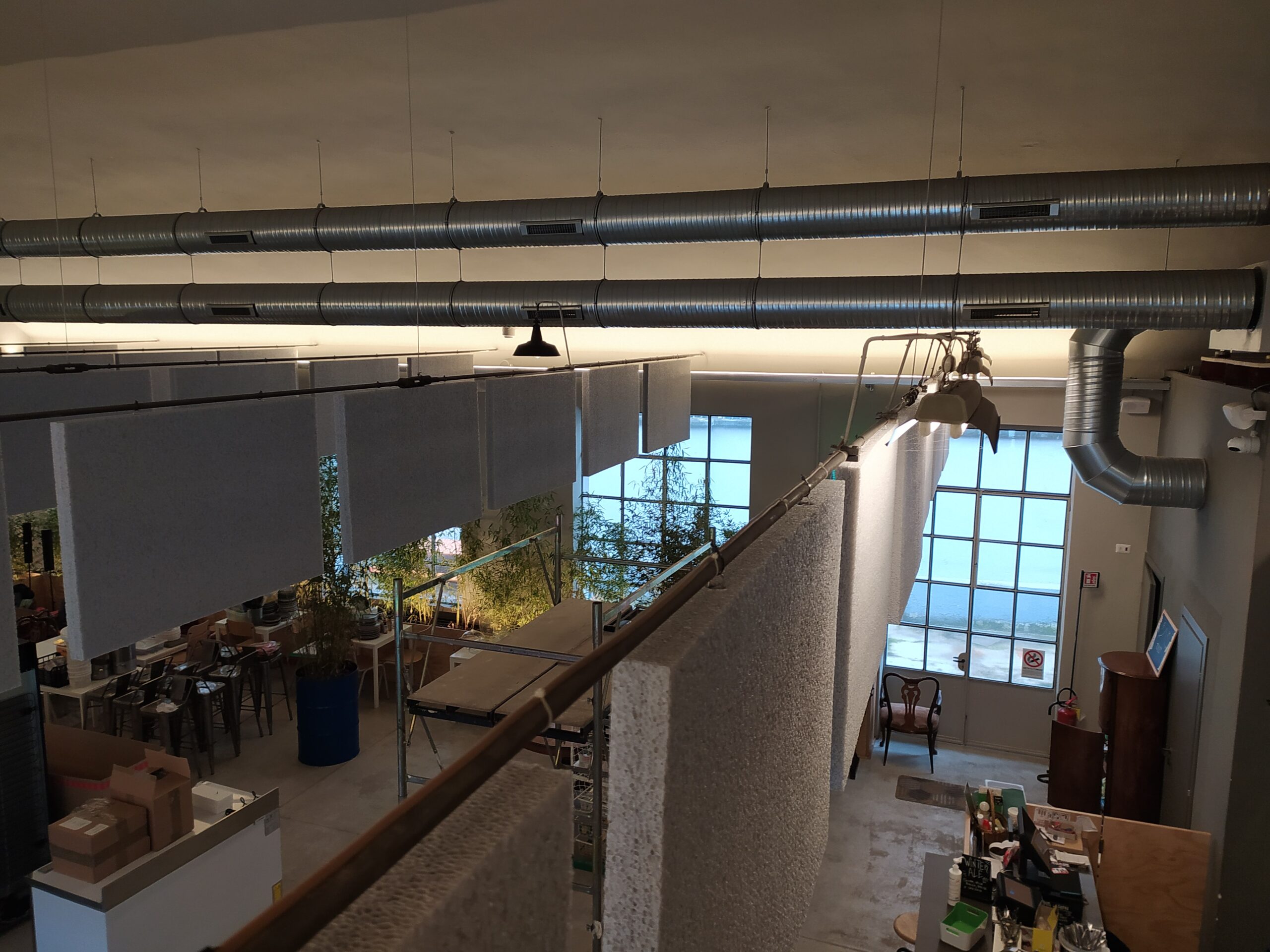 Correzione acustica milano, in fase di montaggio,12