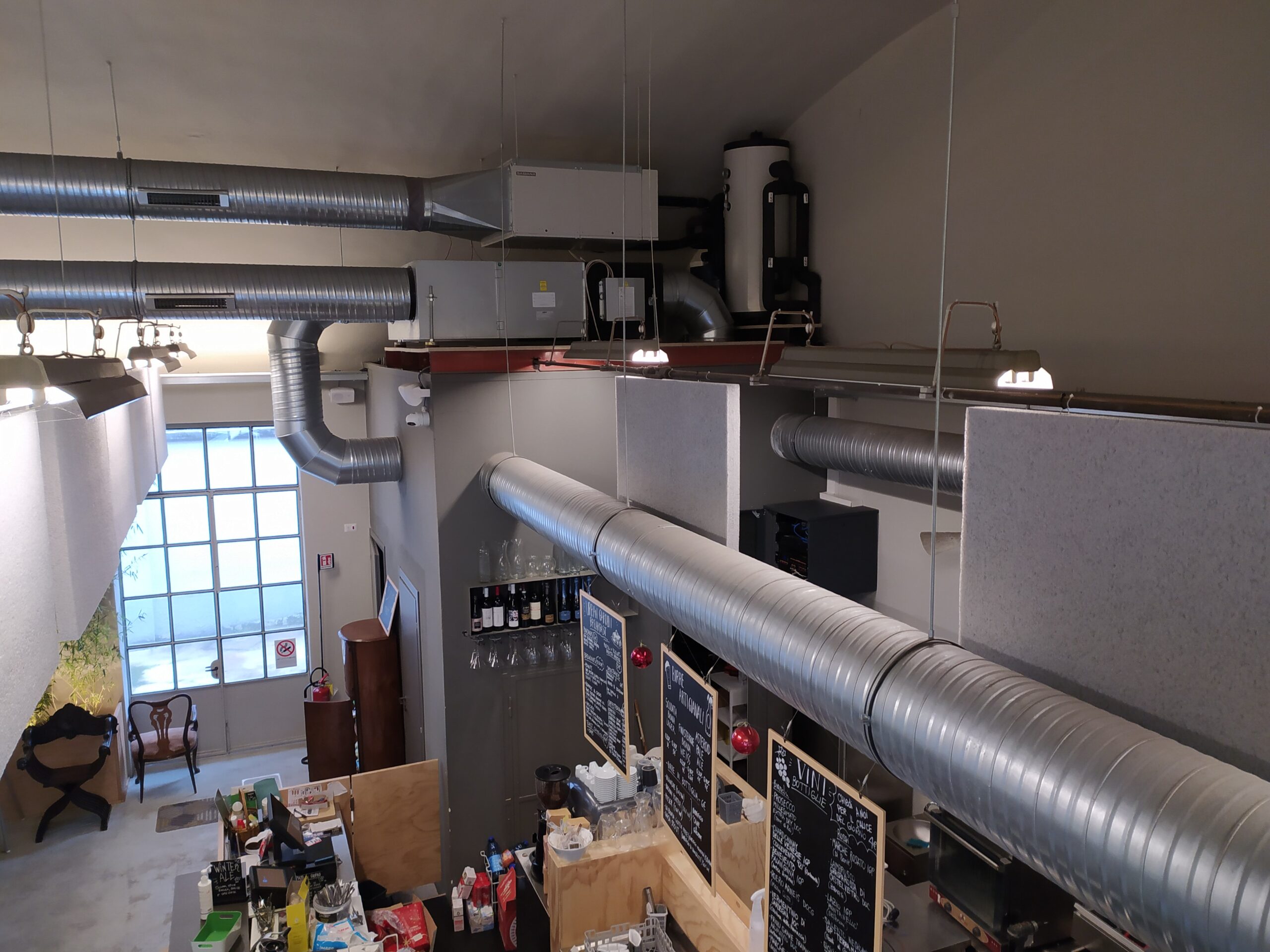 Correzione acustica milano, in fase di montaggio,13