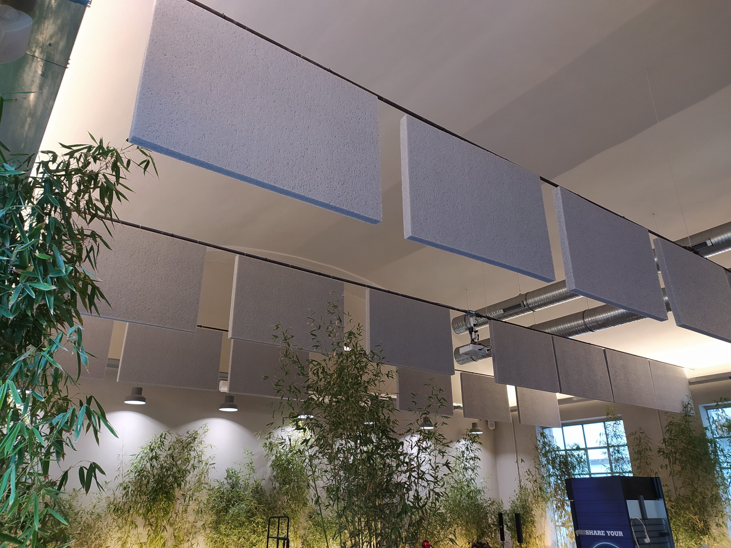 Correzione acustica milano, in fase di montaggio,2