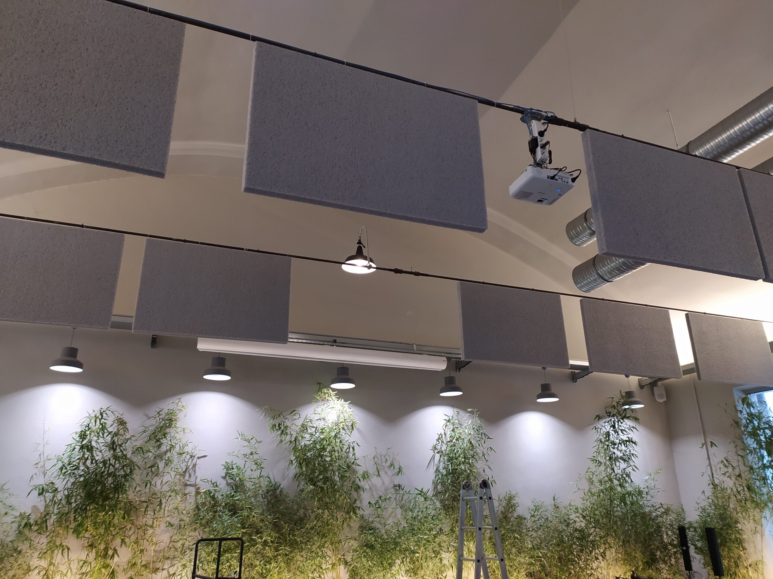 Correzione acustica milano, in fase di montaggio,6