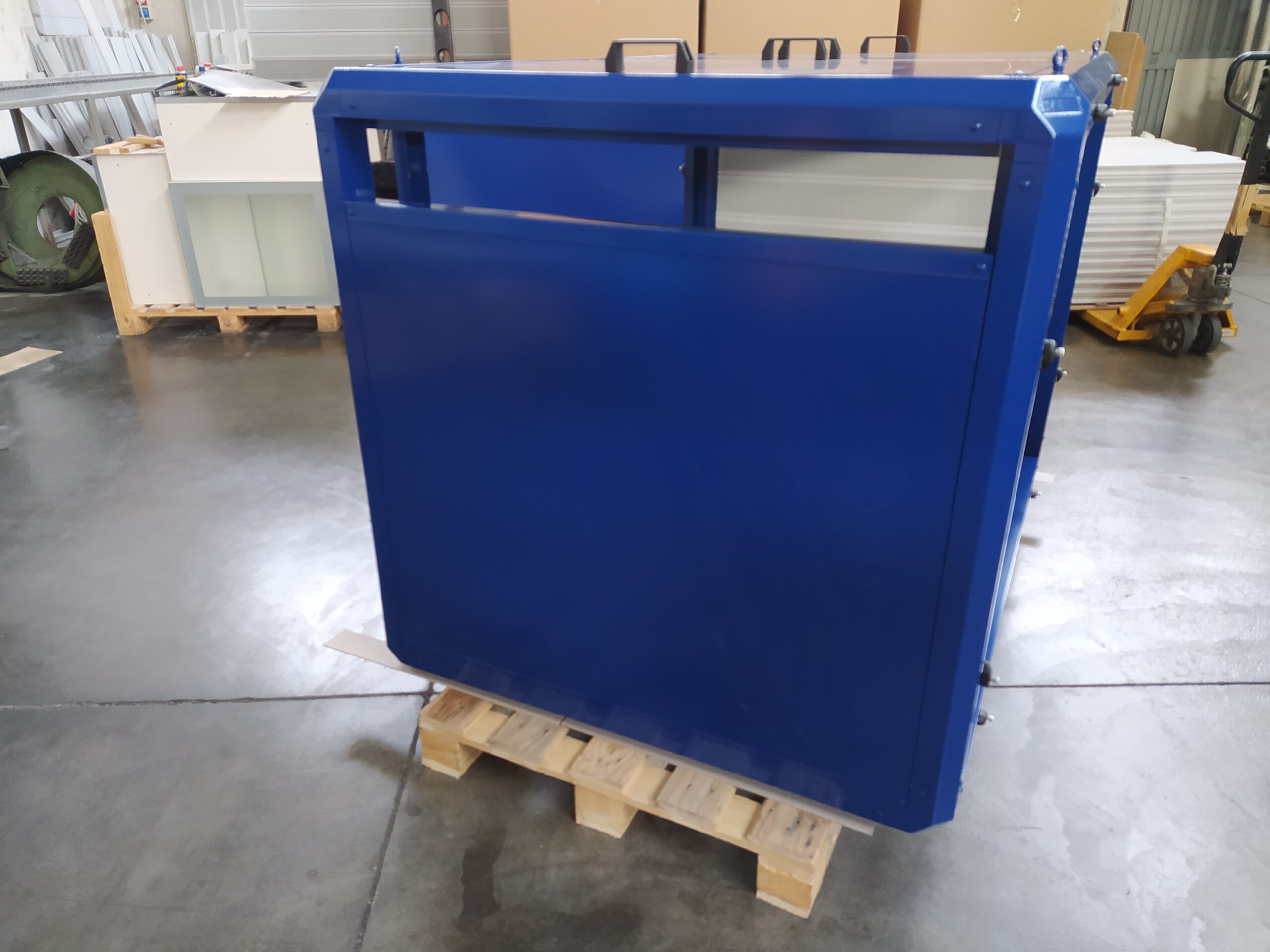 Cabina silente, struttura e pannelli verniciati,2