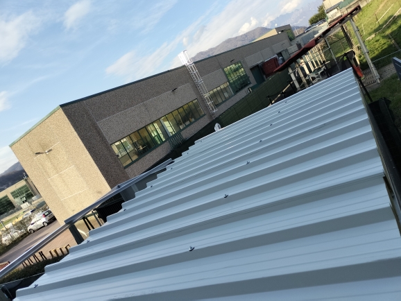 Schermatura acustica, montaggio struttura, pannelli copertura