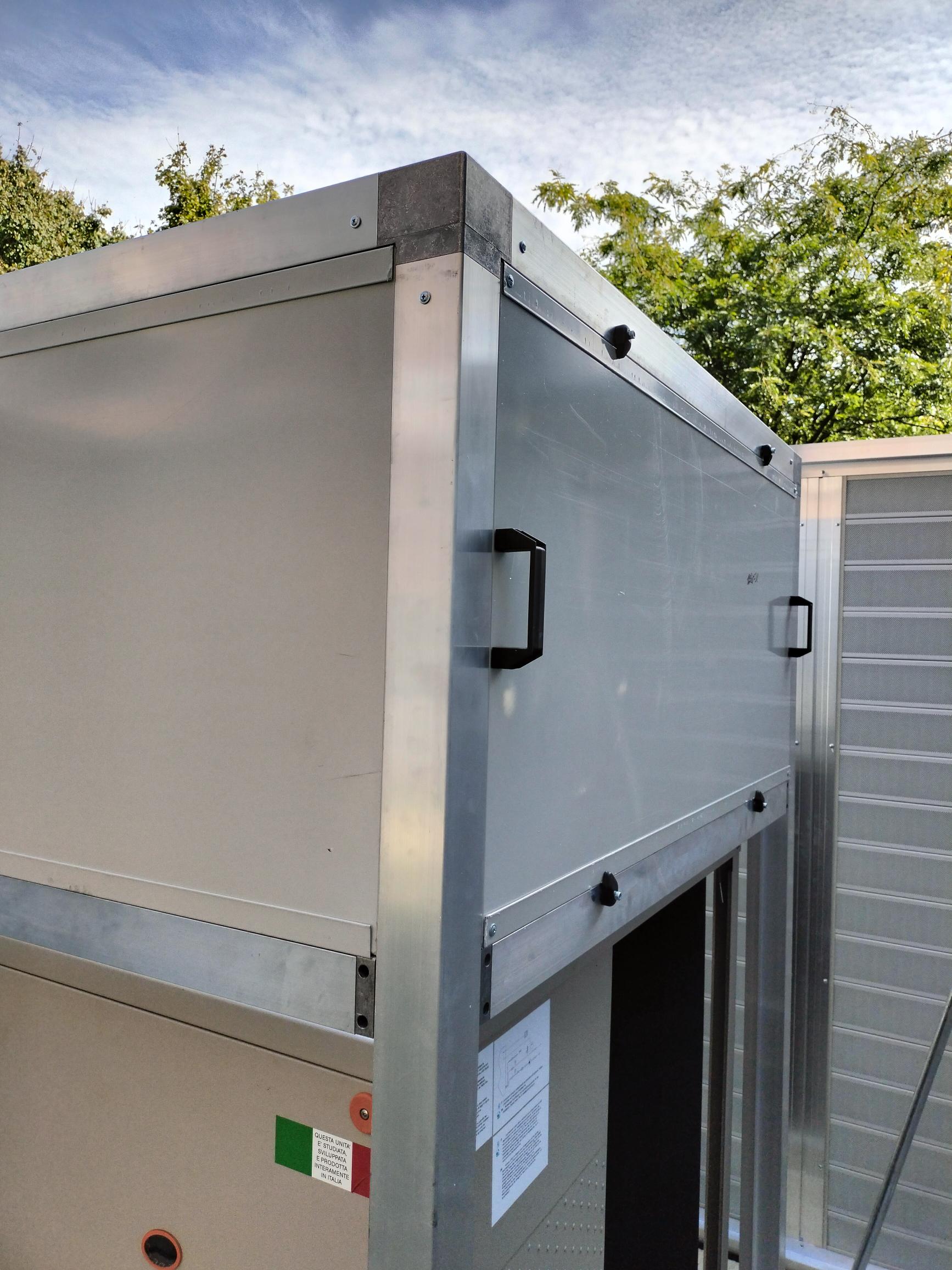 Schermatura acustica struttura, e pannelli, schermo interno