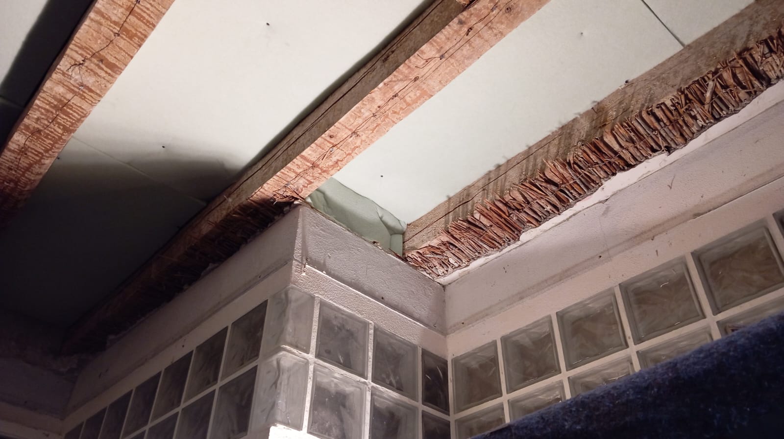 Isolamento acustico, primo controsoffitto, fibra di poliestere, c