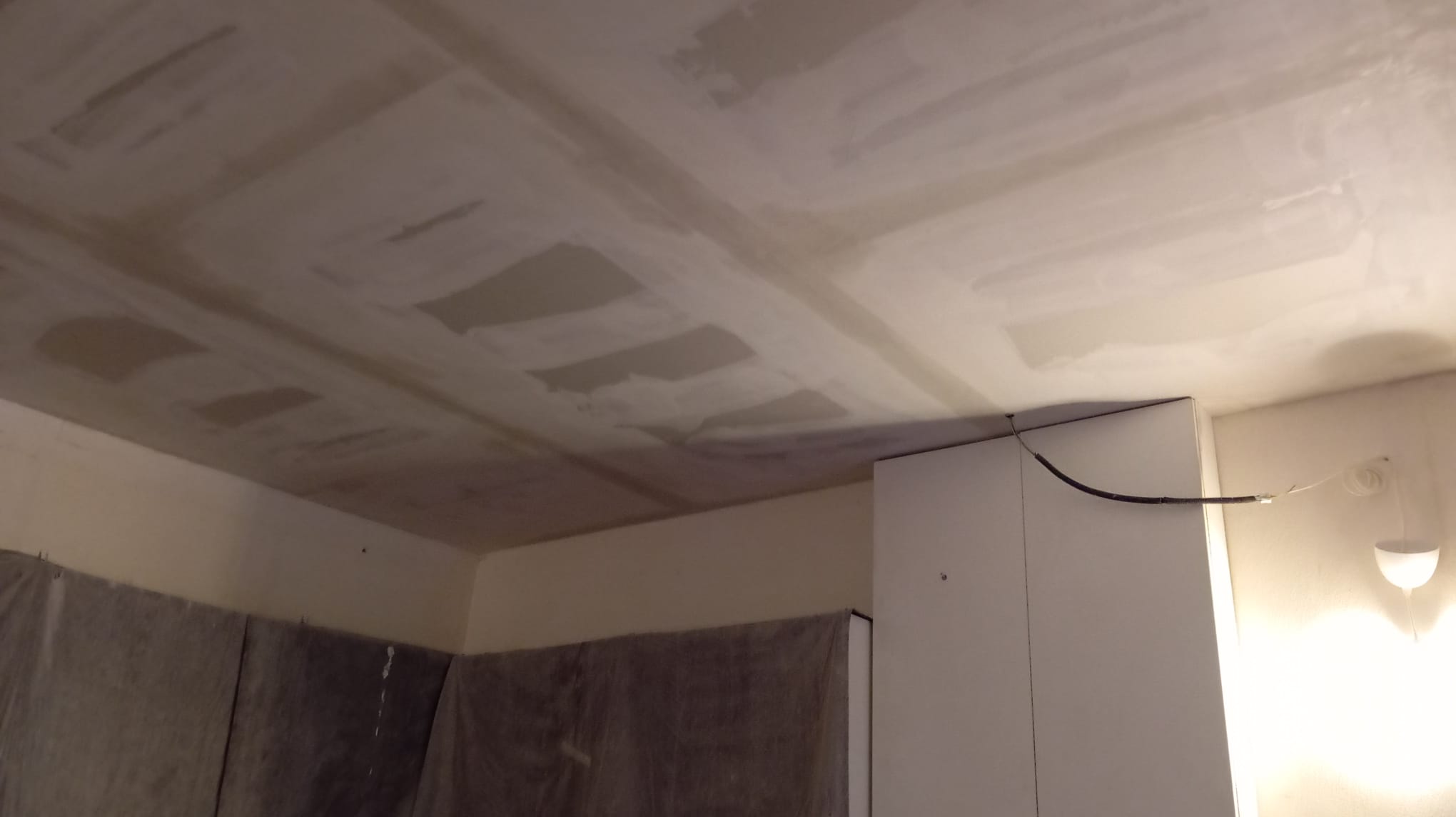 Isolamento acustico, secondo controsoffitto, rasatura finale, a