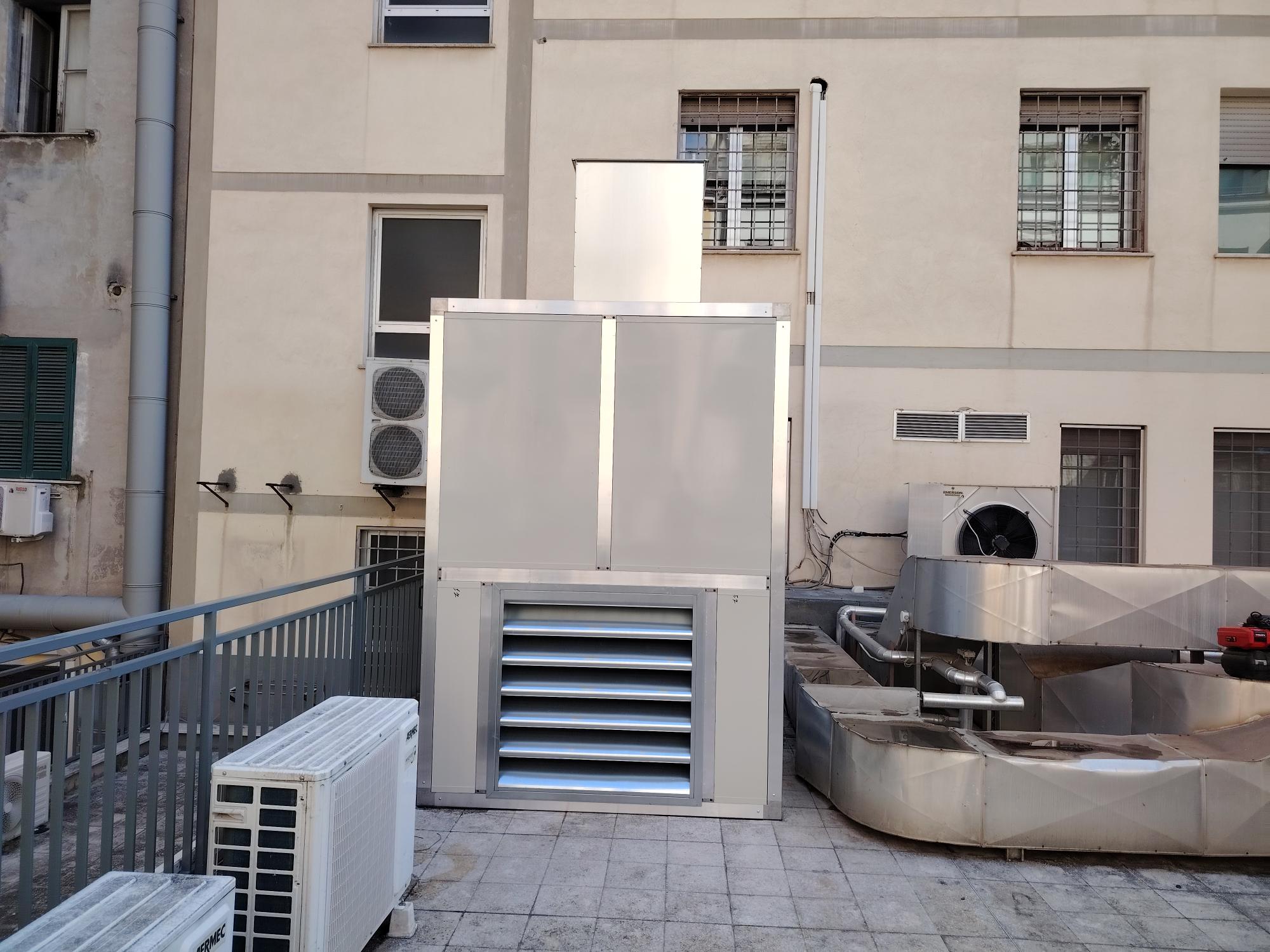 Cabina silente milano, roma, pannelli e griglie, 1