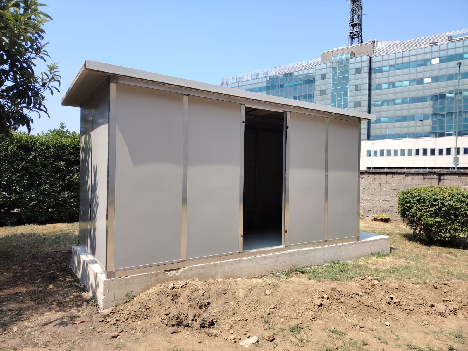 Cabina silente milano, struttura e pannelli vista esterna 4