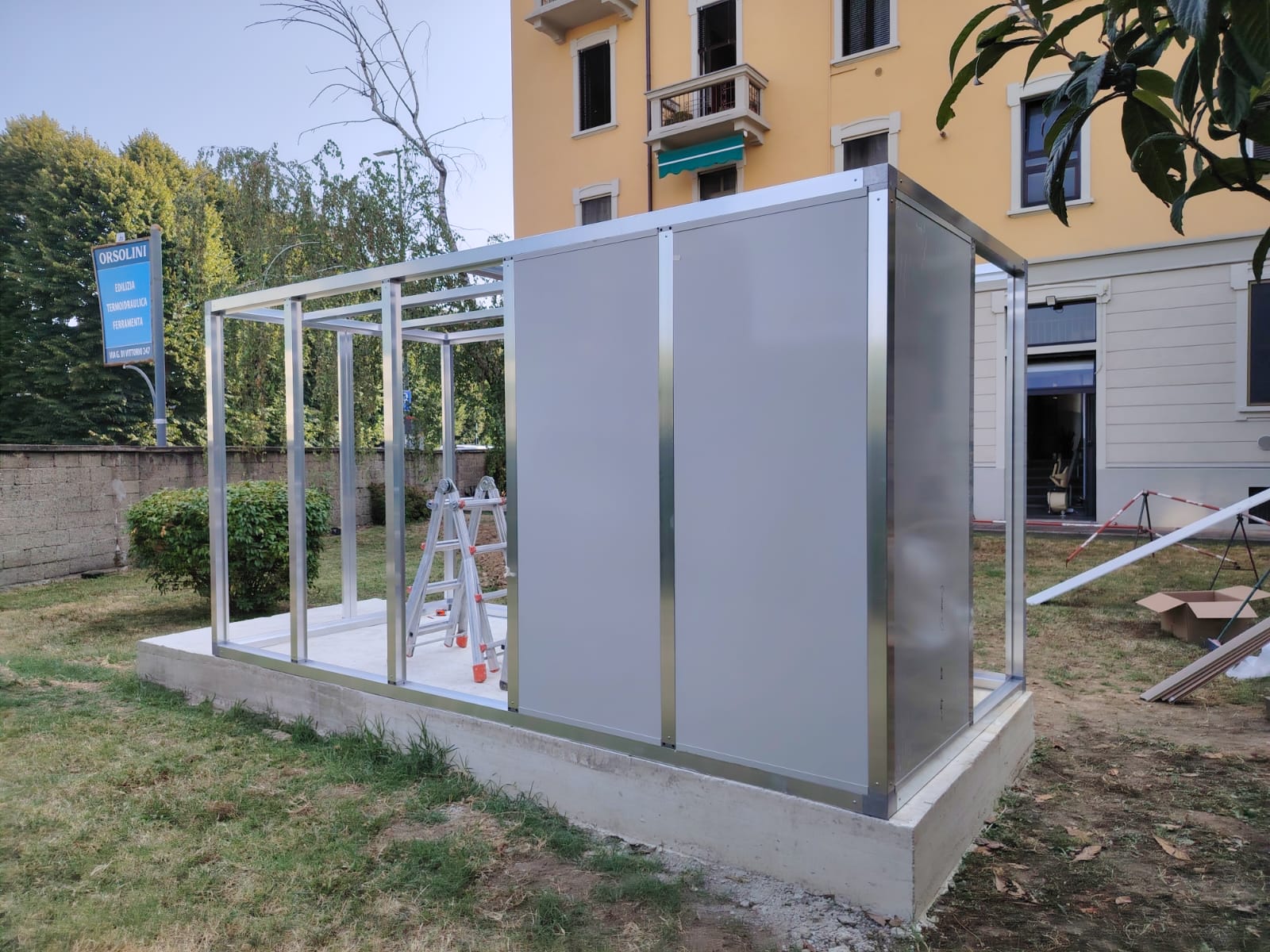 Cabina silente milano, struttura e pannelli